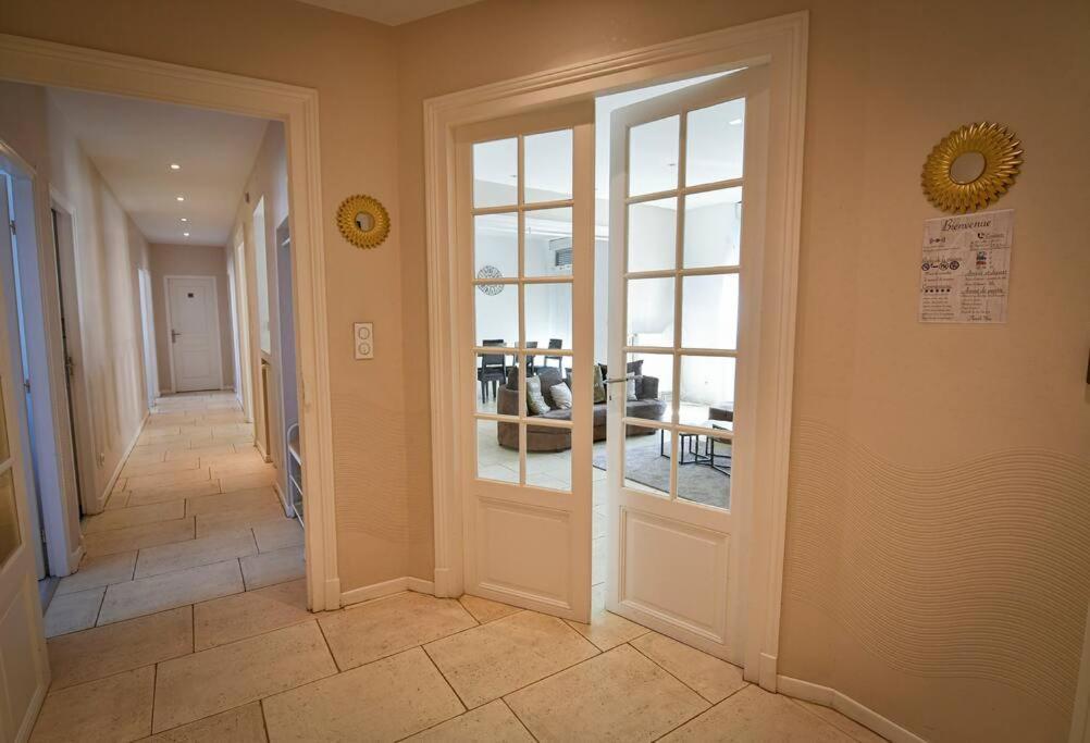 Grand Appartement De Haut Standing En Centre-Ville Монлюсон Екстер'єр фото